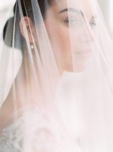 Niagara Wedding Photographer | French Silk Drop Veil | Noon on the Moon | Wedding Veils and Accessories | Fine Art Wedding Photography Kayla Yestal www.kaylayestal.com