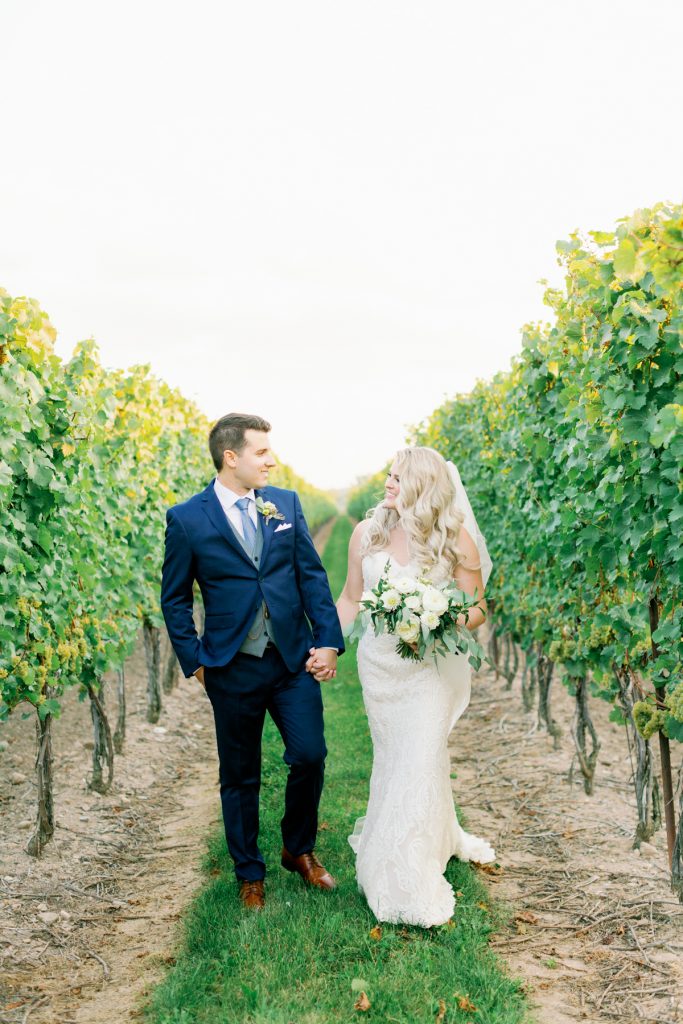 Honsberger Estate Wedding | Niagara on the Lake Wedding Photographer | Niagara Winery Wedding Venues | Niagara wedding photographer Kayla Yestal www.kaylayestal.com